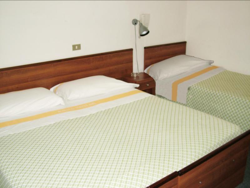 Hotel Tuscolano Bolonia Habitación foto